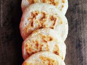 Una foto de arepas harina de yuca