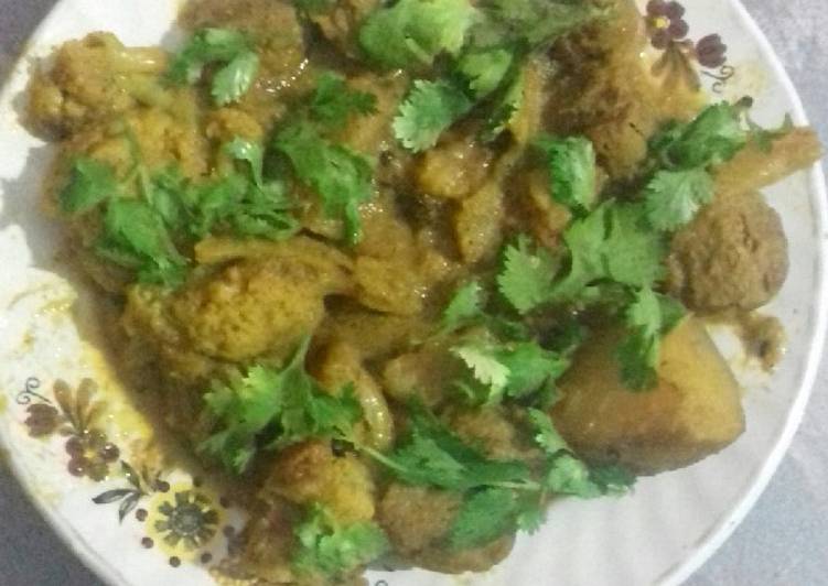 Delicious Cauliflower soyabeen curry