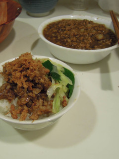 快速簡單版滷肉飯 的食譜成品照片