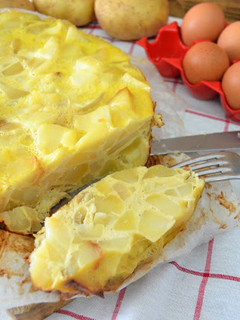 Una foto de Tortilla de patatas con cebolla (Crock pot)