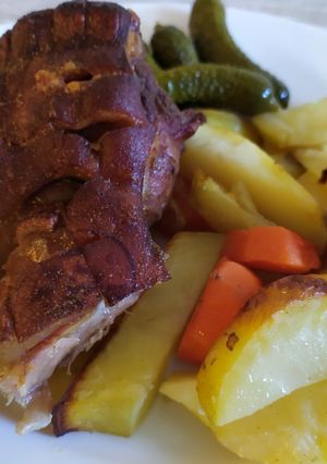 Sült csülök körettel recept fotója