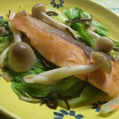A picture of Pn-Fried and Steamed Salmon and Cabbage.