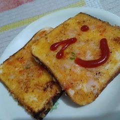 A picture of Bread pizza.