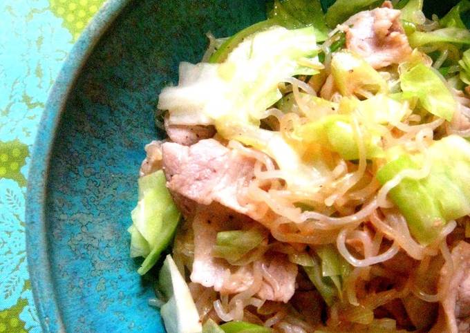 Stir-fried Pork, Cabbage, and Shirataki Noodles