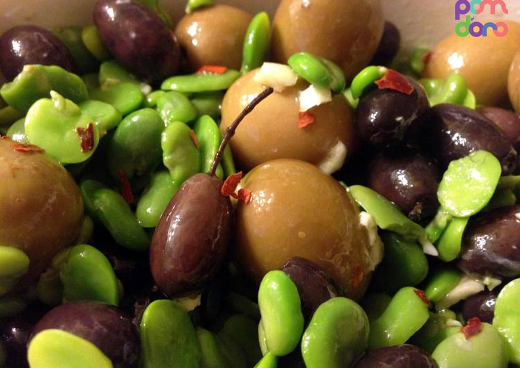 Recipe of Quick Fava Beans and Olives