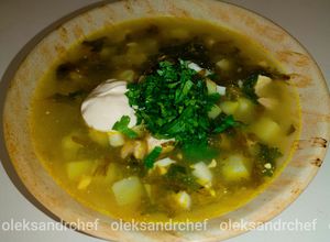 Фото Борщ зелений з кропивою / суп🌿 та птицею🐔 /Green borscht with nettle🌿 and poultry🐔.