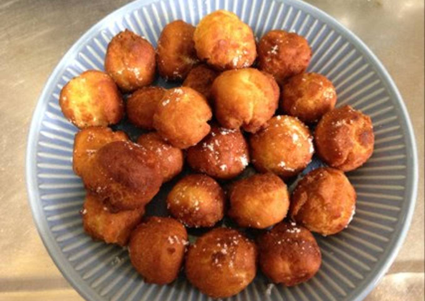 Quick and Easy Doughnuts Made with One Egg and Pancake Mix