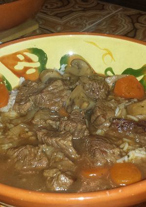 A picture of Beef Bourguignon.