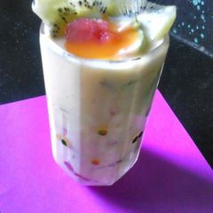 A picture of Fruit lassi.