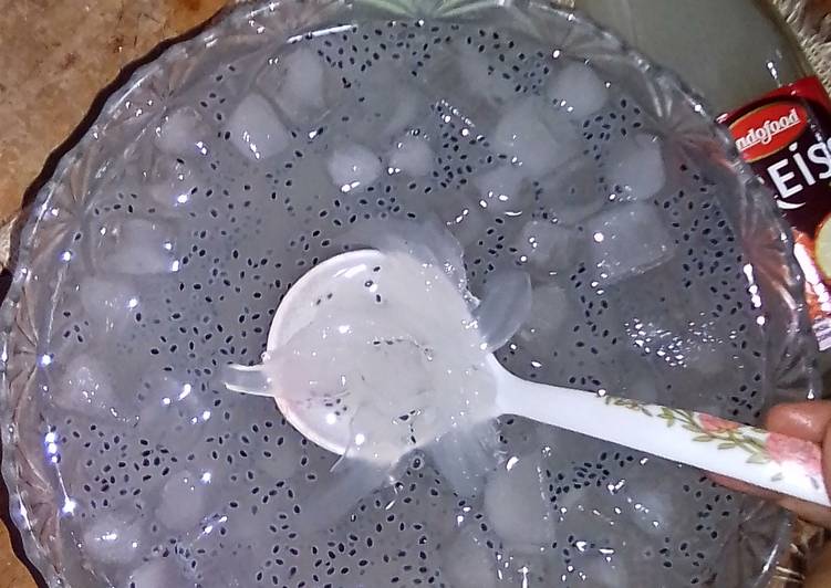 Cara Gampang Membuat Es Kelapa Muda Kw Selasih Syrup Lychee, Sempurna