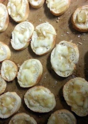 A picture of Honey cheese toast.