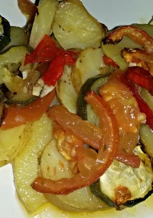 A picture of Sig's Potato and Vegetable Casserole.