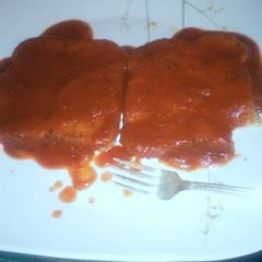 A picture of Spaghetti sauce toast.