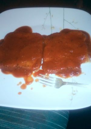 A picture of Spaghetti sauce toast.
