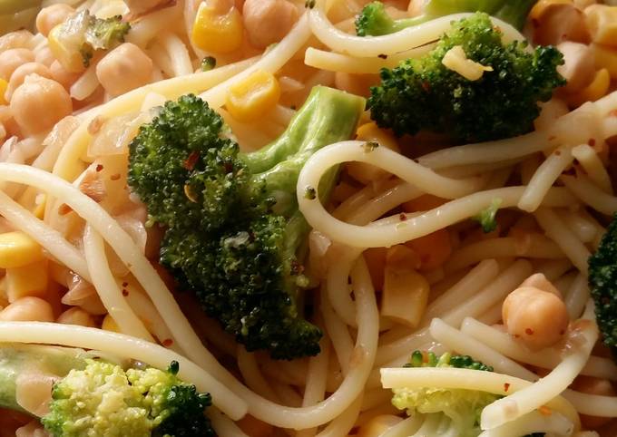 Vickys Chickpea &amp; Broccoli Spaghetti GF DF EF SF NF