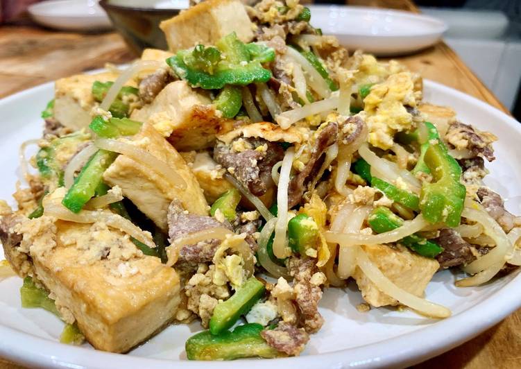 Recipe of Award-winning Tofu, Bitter melon, Pork and Egg Stir fry