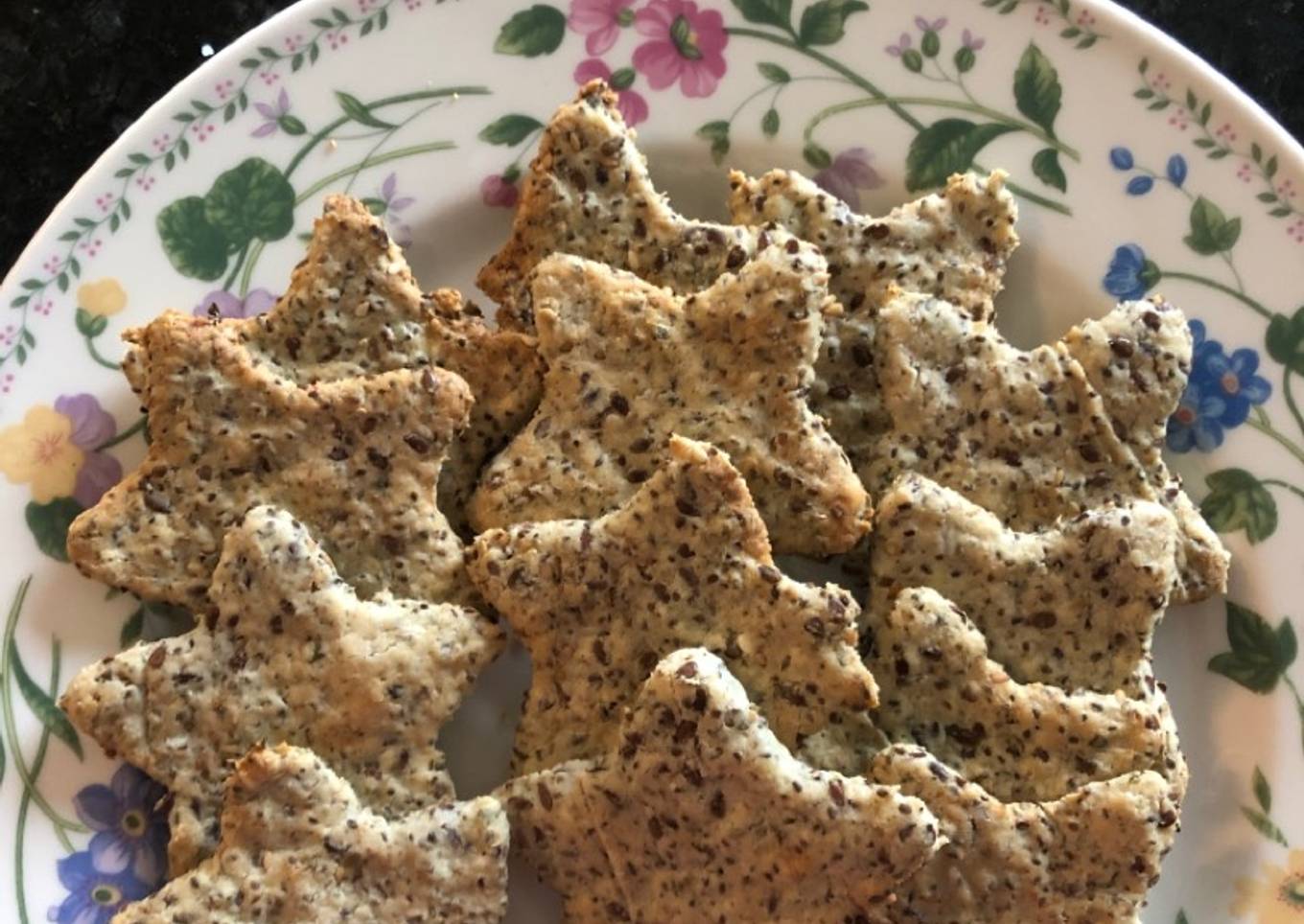 Keto sesame cake
