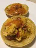 Chalupitas de chistorra y huevo