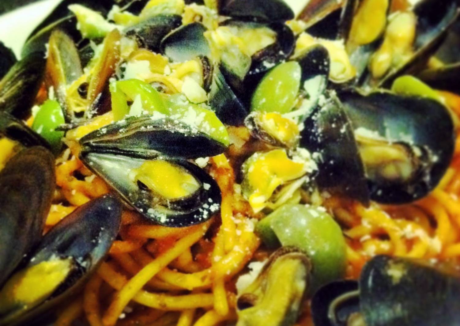 Italian style Mussels and Pasta Recipe by C.j. Phillips Cookpad