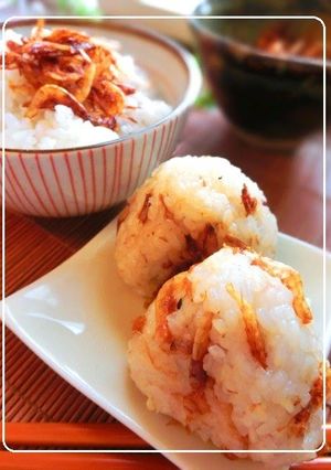 A picture of Sakura Shrimp Furikake (perfect for onigiri).