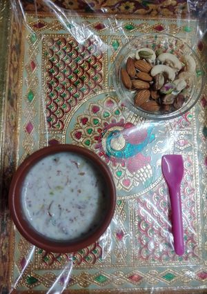 ડ્રાયફ્રુટ દૂધ (Dryfruit Milk Recipe In Gujarati) રેસીપી મુખ્ય ફોટો