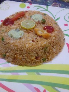 फ्राइड राइस(Fried rice Recipe in Hindi) रेसिपी मुख्य फोटो