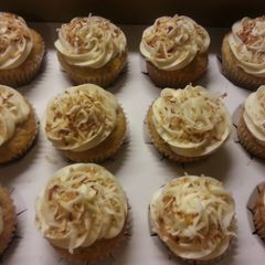 A picture of Quick Italian Cream Cupcakes.