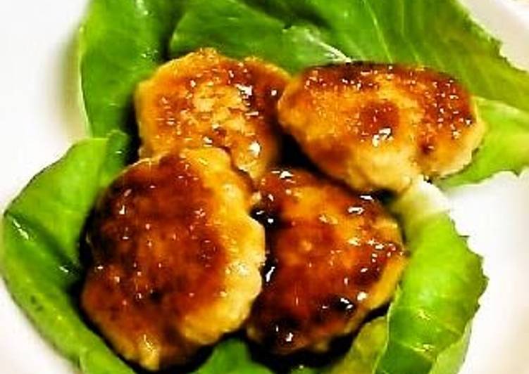 Simple Way to Make Homemade Chicken Tsukune Patties Hamburger Style