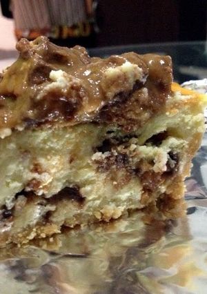A picture of Snickers Cheesecake.
