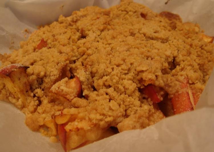 Step-by-Step Guide to Make Any-night-of-the-week An Easy Dessert! Apple Crumble