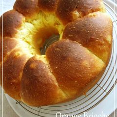 A picture of Orange Brioche.