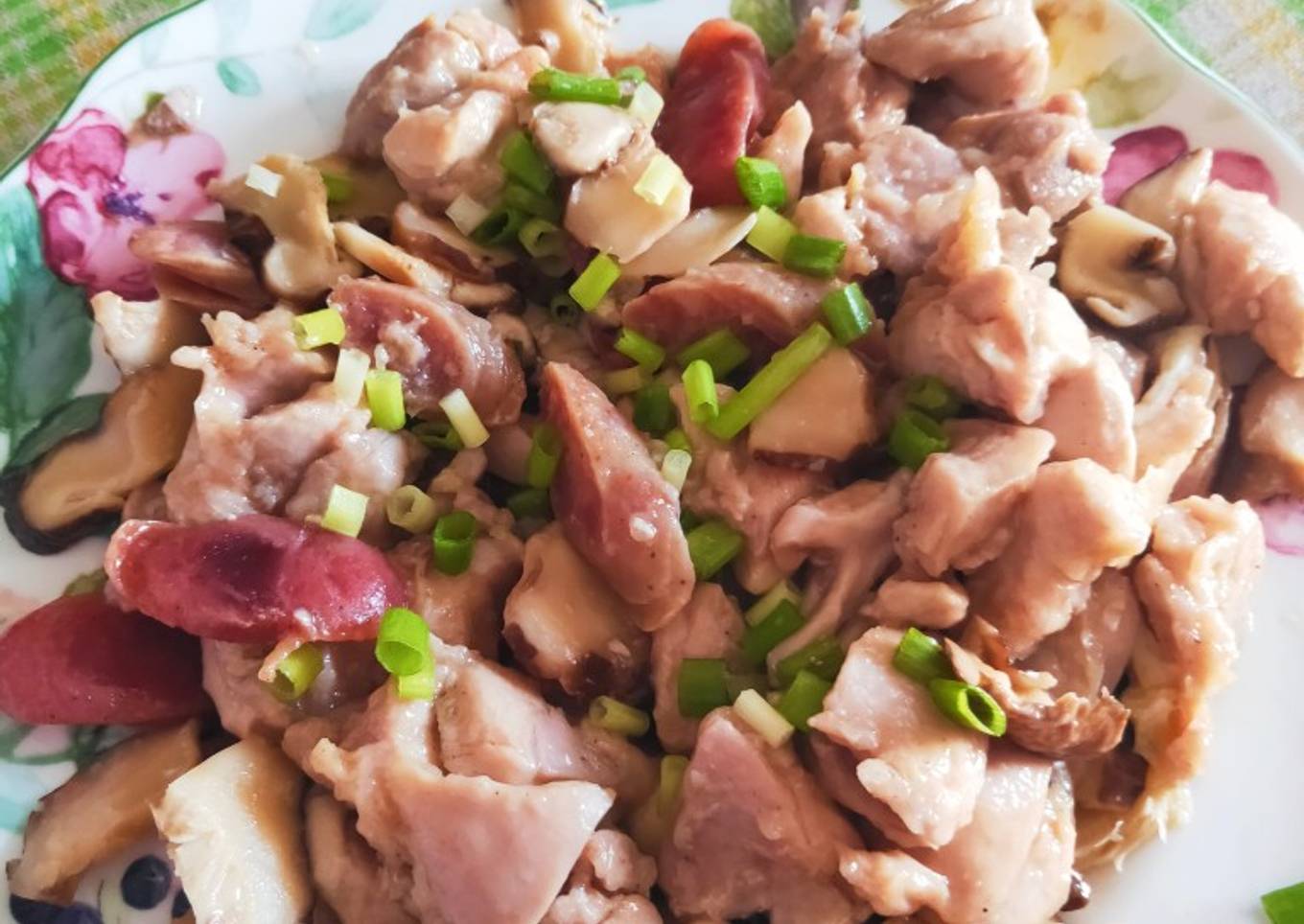 Ayam dan Sosis Lapcheong Kukus