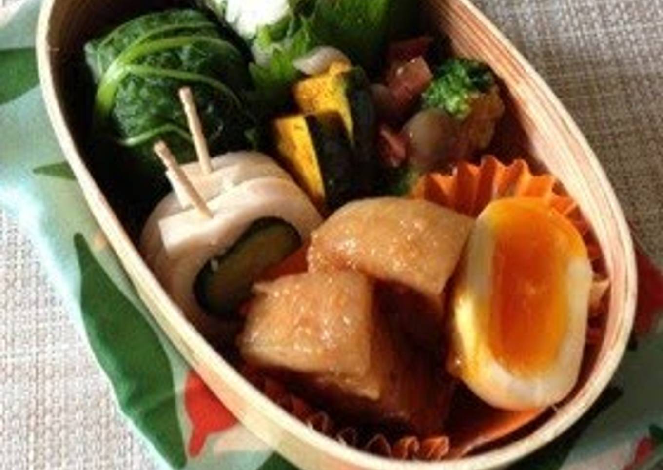 A Bento Featuring Shinshuu Miso Simmered Pork Belly
