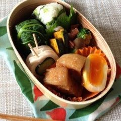 A picture of A Bento Featuring Shinshuu Miso Simmered Pork Belly.