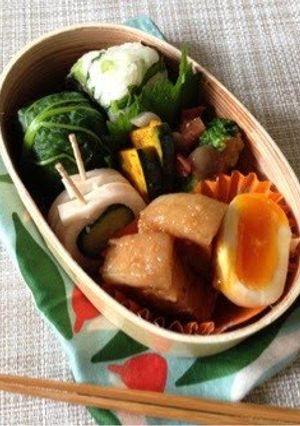 A picture of A Bento Featuring Shinshuu Miso Simmered Pork Belly.
