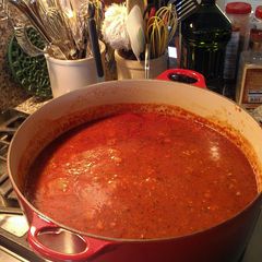 A picture of Italian Meat Gravy.