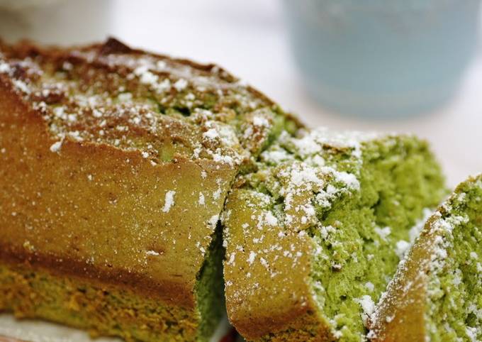 Only Mix and Bake!! Matcha Cake with White Chocolate