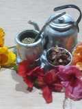 Mate con topping de hibisco