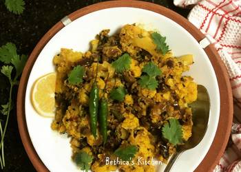 Popular Recipe Phoolkophir Paturi Cauliflower Dum Restaurant Style