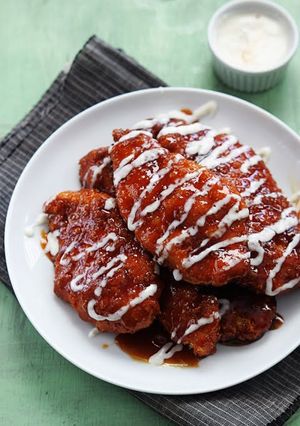 A picture of Wingers Sticken Chicken.