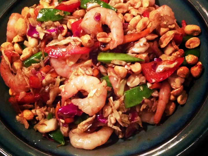 Easy Steps to Prepare Spicy Asian Slaw With Shrimp the So Delicious Delicious