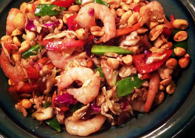 How to Make Ultimate Spicy Asian Slaw With Shrimp