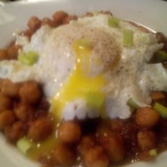 A picture of Sunshne's Chorizo chick peas breakfast.
