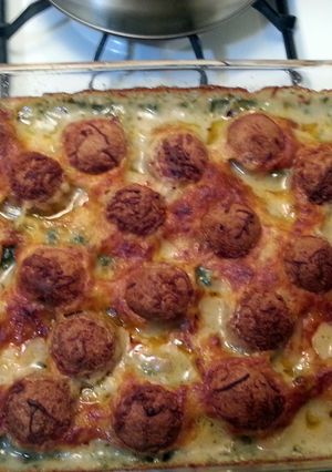 A picture of turkey meatball Bake.