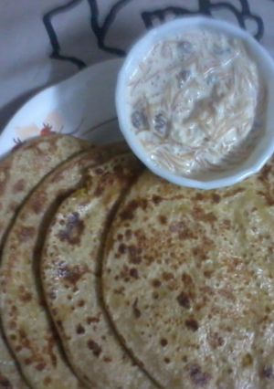 A picture of Dal puri.