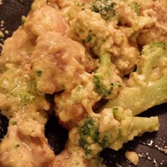 A picture of Chicken Broccoli Mess.
