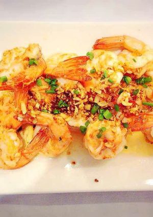 Hình của món Tôm áp chảo.
