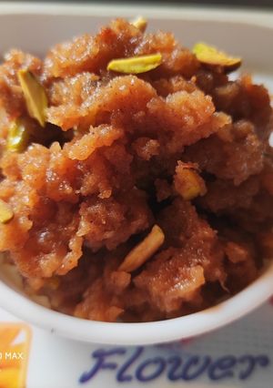 शिंगाडा पिठाचा हलवा (shingada pithacha halwa recipe in marathi) रेसिपी चे मुख्य फोटो 