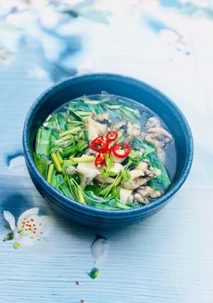 Hình của món Ếch Nấu Măng Chua.
