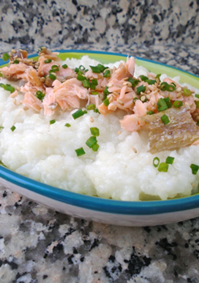 Una foto de Okayu o gachas de arroz japonesas